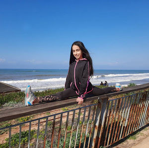 Meet your Posher, Shani